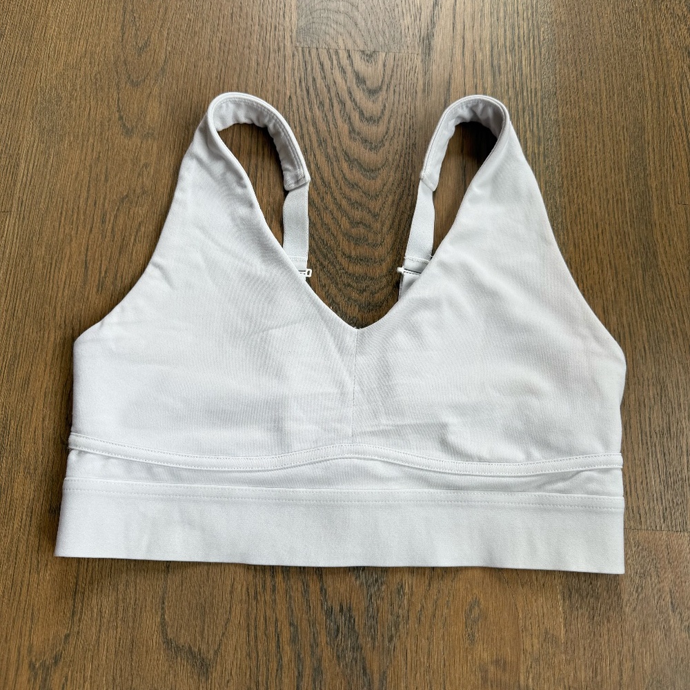 Like New Fabletics All Day Every Day Sports Bra